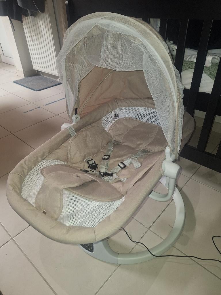 ONGEBRUIKT!!! Elektrische Baby wipstoel / babyschommel, Kinderen en Baby's, Wipstoeltjes, Nieuw, Wipstoel, Overige merken, Met gordel(s) of riempje(s)