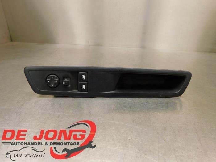 Commutateur combi vitres d'un Opel Vivaro, Autos : Pièces & Accessoires, Tableau de bord & Interrupteurs, Opel, Utilisé, 3 mois de garantie