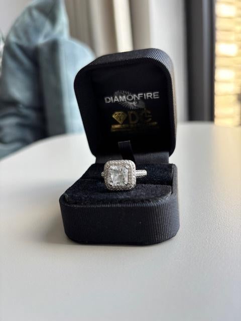 Diamonfire zilveren ring 925, luxe look met certificaat, Handtassen en Accessoires, Ringen, Zo goed als nieuw, Dame, 17 tot 18