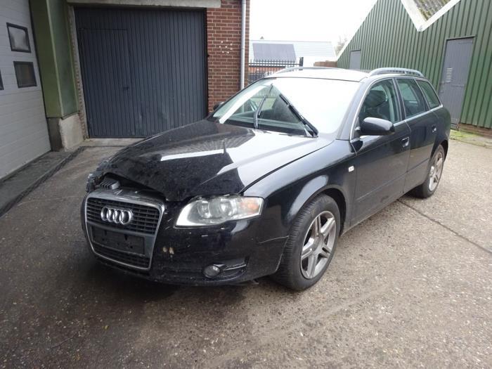 Versnellingsbak van een Audi A4, Auto-onderdelen, Transmissie en Toebehoren, Audi, Gebruikt, 3 maanden garantie, Ophalen of Verzenden
