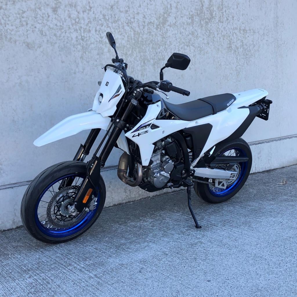 SUZUKI DR-Z4 SM 2026 GEKEURD GARANTIE, Entreprise, Occasion, Enduro, 12 à 35 kW