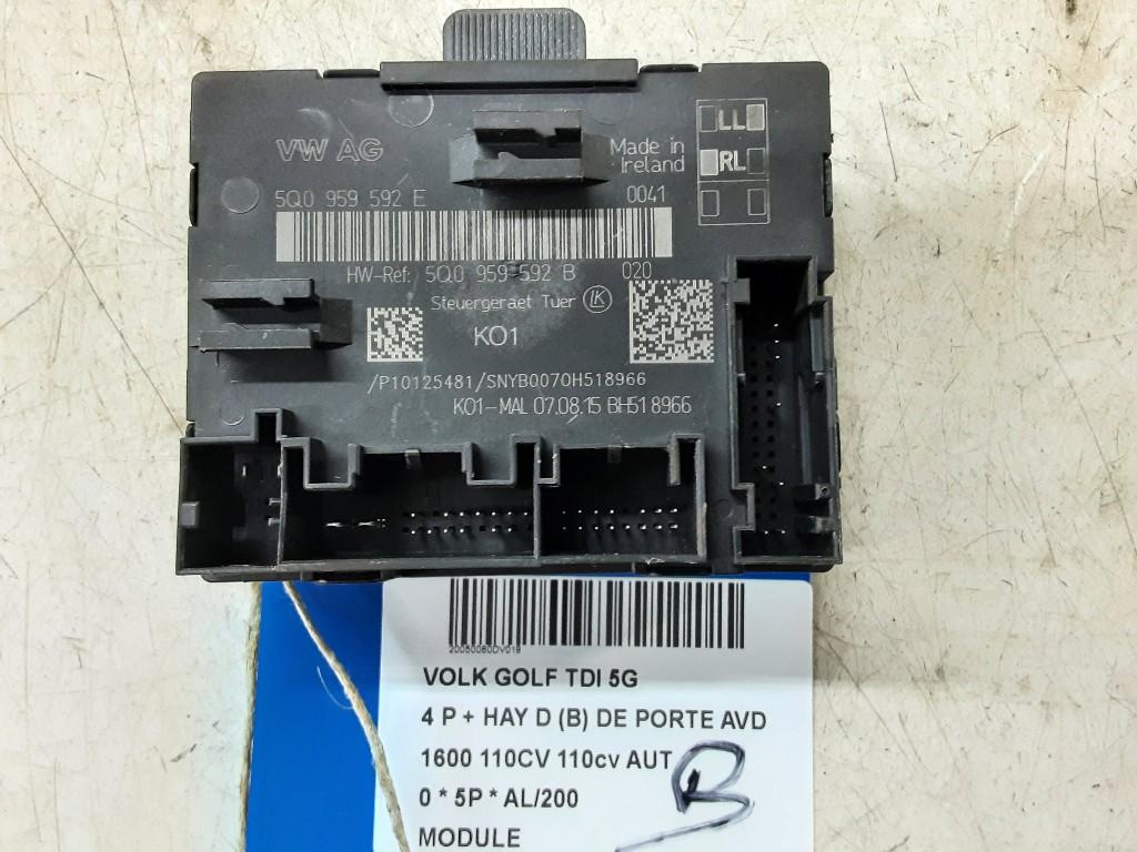 UNITE ELECTRONIQUE Volkswagen Golf VII (AUA) (5Q0959592B), Volkswagen, Mevr. I. Hauben, Utilisé, Rue de l'Espoir 34 34
4030  GRIVEGNÉE, BE