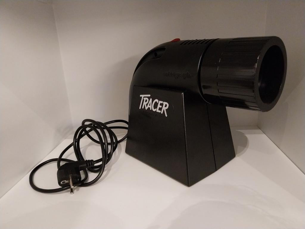 ARTHOGRAPH TRACER PROJECTOR-GOED ALS NIEUW, Hobby en Vrije tijd, Tekenen, Ophalen of Verzenden