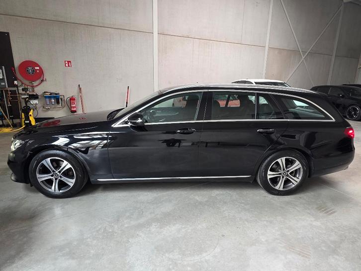 Solution commerciale Mercedes-Benz E 200 - 54 500 km, Autos, Mercedes-Benz, Entreprise, Achat, Classe E, ABS, Caméra de recul