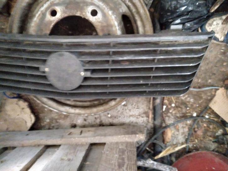 Pour calandre Opel Ascona C, Autos : Pièces & Accessoires, Carrosserie & Tôlerie, Opel, Avant, Enlèvement ou Envoi