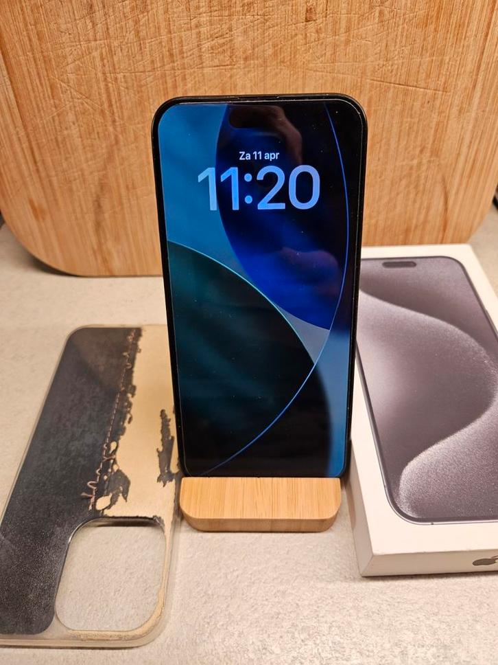 iPhone 15 Pro Max 256 Go, parfait état, avec accessoires, Télécoms, Téléphonie mobile | Apple iPhone, iPhone 15, Enlèvement ou Envoi