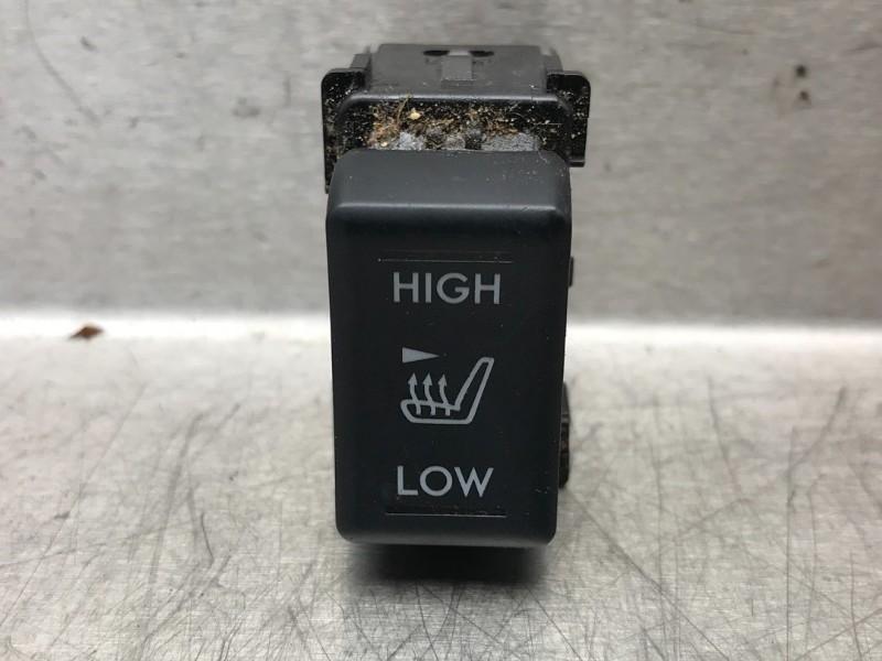 COMMUTATEUR SIEGE CHAUFFANT Subaru Outback (BR) (01-2009/-), Autos : Pièces & Accessoires, Utilisé, Subaru