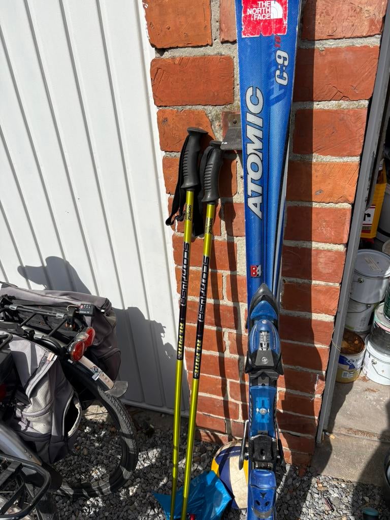 Skilatten + stokken, Sport en Fitness, Skiën en Langlaufen, Ophalen, Zo goed als nieuw, Stokken