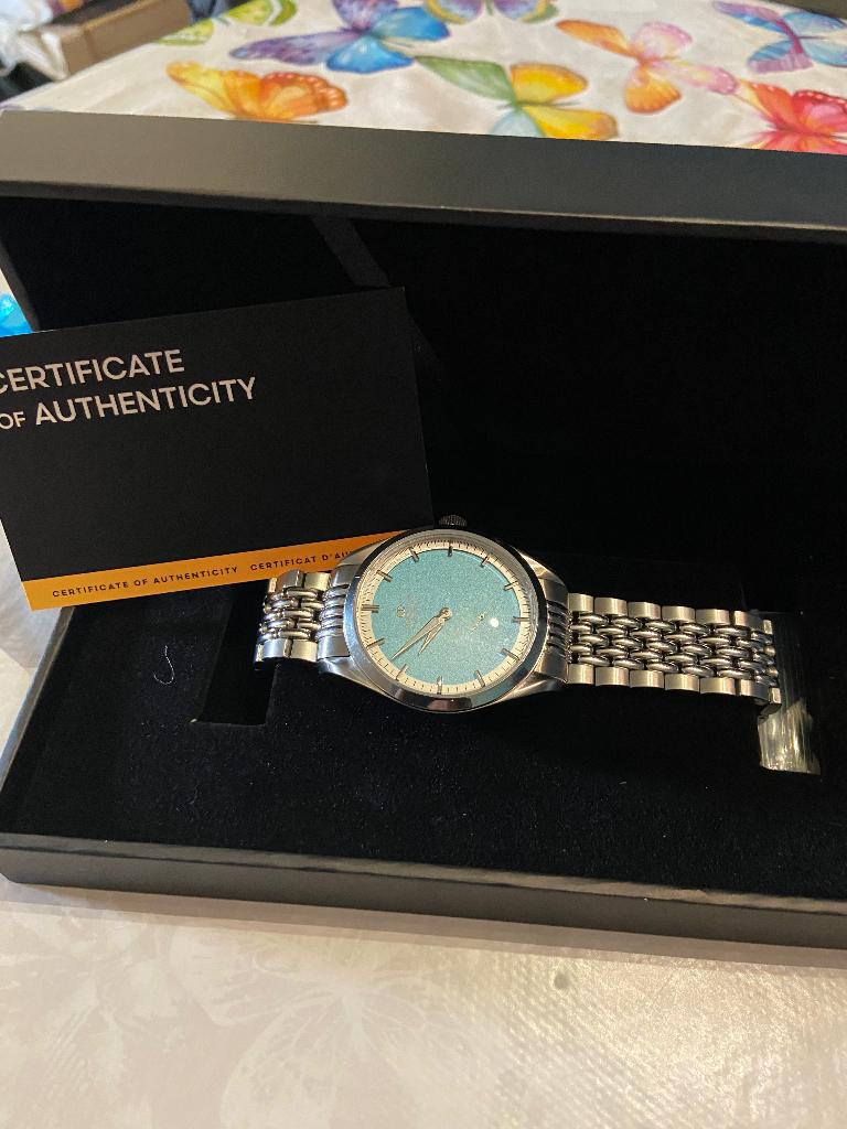 À vendre, Bijoux, Sacs & Beauté, Montres | Hommes, Montre-bracelet, Autres marques, Enlèvement ou Envoi, Acier