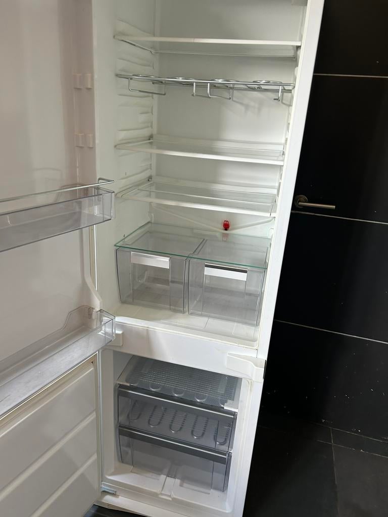 Inbouw koel en vries combinatie, Ophalen, Gebruikt, Met aparte vriezer