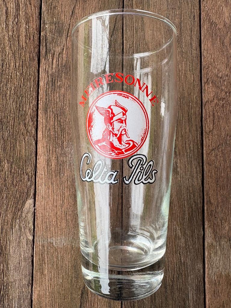 Celta Pils Meirsonne, Collections, Marques de bière, Utilisé, Verre ou Verres, Autres marques, Enlèvement ou Envoi