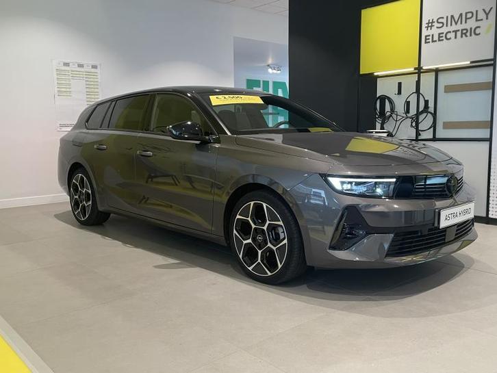 Opel Astra Sports Tourer Ultimate, Auto's, Opel, Astra, Adaptieve lichten, Adaptive Cruise Control, Airbags, Airconditioning, Alarm