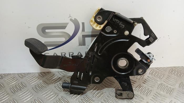 Levier frein à main d'un Mercedes Vito, Autos : Pièces & Accessoires, Habitacle & Garnissage, Mercedes-Benz, Utilisé, 3 mois de garantie