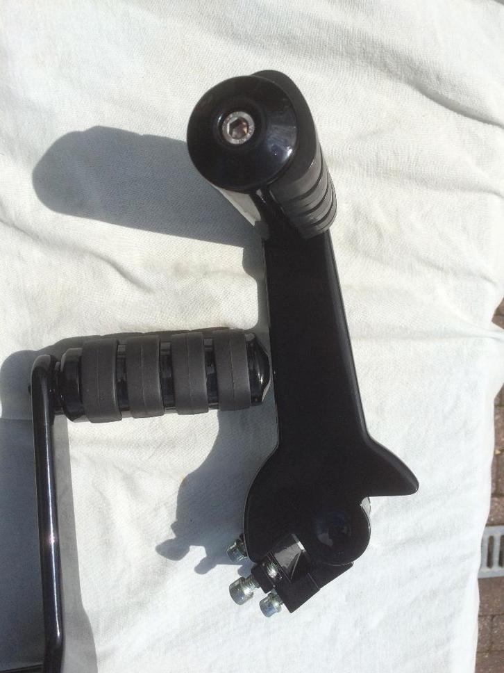 Repose-pieds pliables pour passagers Harley FLT, KURYAKYN, Motos, Pièces | Harley-Davidson, Utilisé, Enlèvement