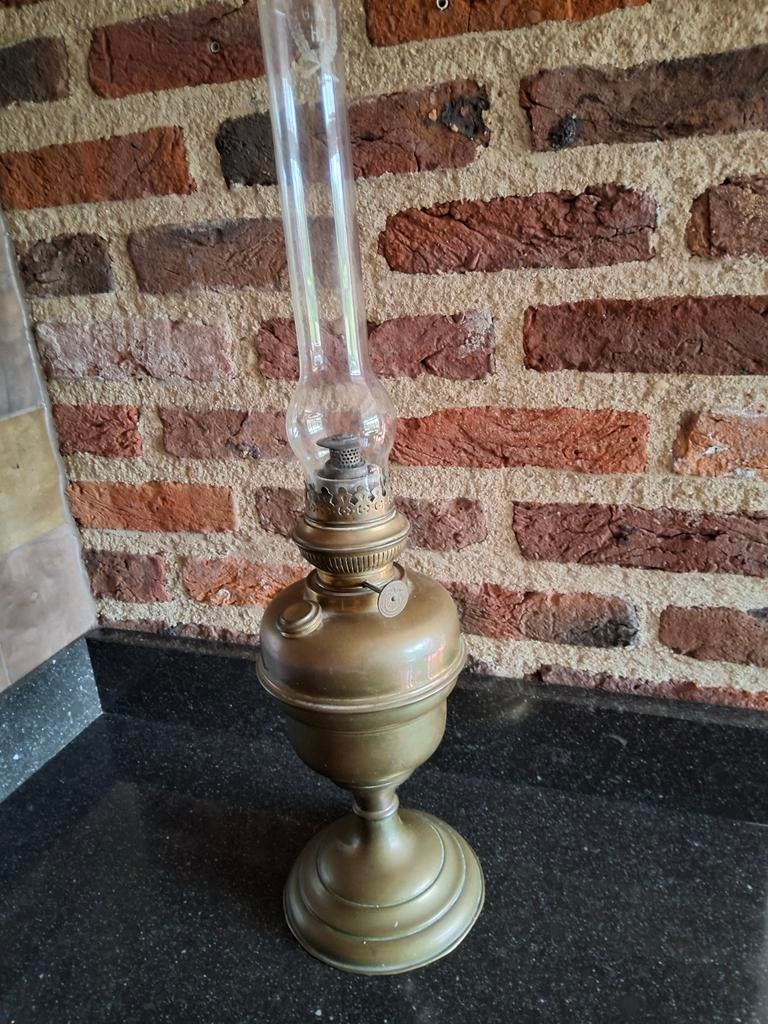 Koperen antieke petroliumlamp, Antiek en Kunst, Ophalen