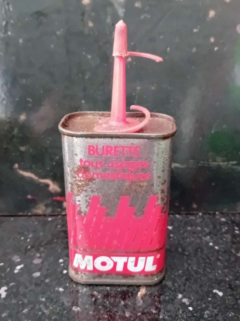 Bidon d'huile MOTUL vintage, Collections, Boîte en métal, Enlèvement ou Envoi, Comme neuf