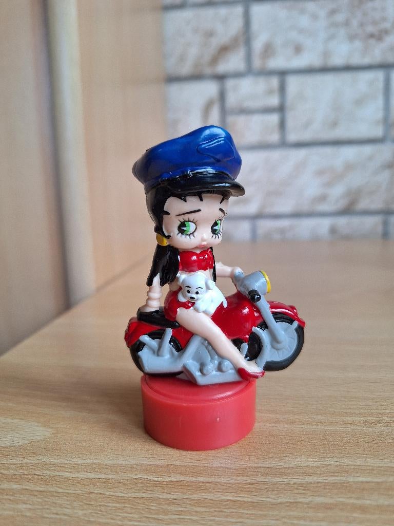 Betty boop sur moto Tampon 1996, Collections, Statues & Figurines, Neuf, Humain, Enlèvement ou Envoi