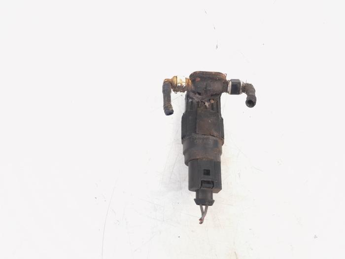 Pompe lave-glace avant d'un Audi A4, Autos : Pièces & Accessoires, Vitres & Accessoires, Audi, Utilisé, 3 mois de garantie, Enlèvement ou Envoi