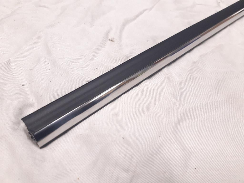 rubber, BINNENZIJDE - door finisher, Classic Mini, Auto-onderdelen, Ophalen, Nieuw, Austin