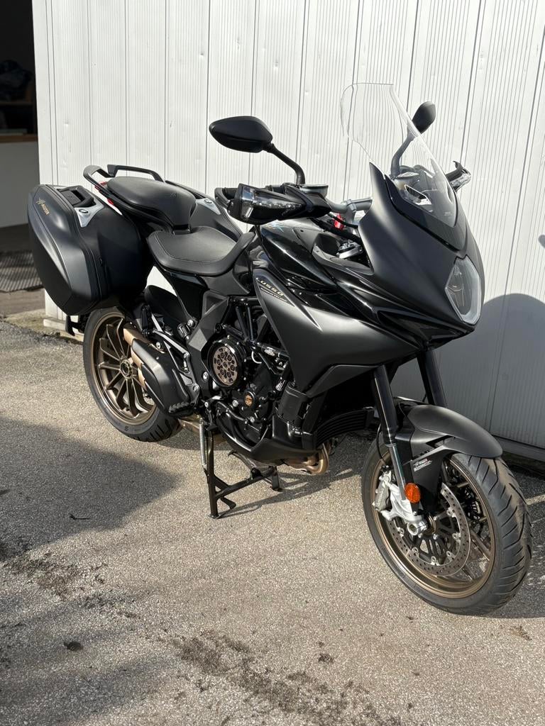 Mv Agusta - Turismo Veloce Lusso SCS - Reprise possible, Permis Moto A, Plus de 35 kW, Particulier, 3 cylindres