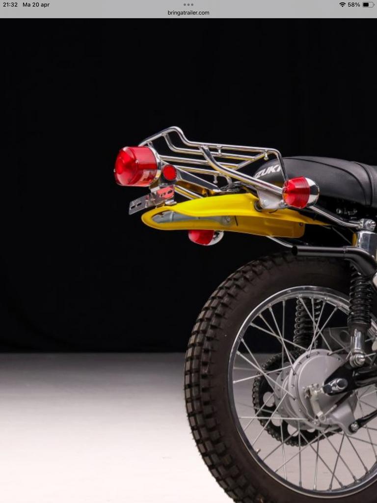Recherché. Pare-boue arrière Suzuki TS125 1971, Enlèvement ou Envoi