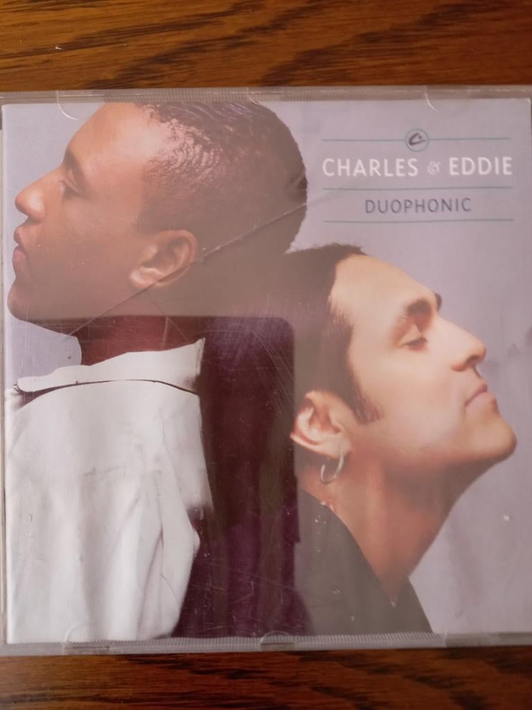 Charles et Eddie en duo, Enlèvement ou Envoi