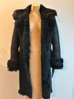 Lammy past tot 44 leer zwart, Ophalen, Gedragen, Zwart