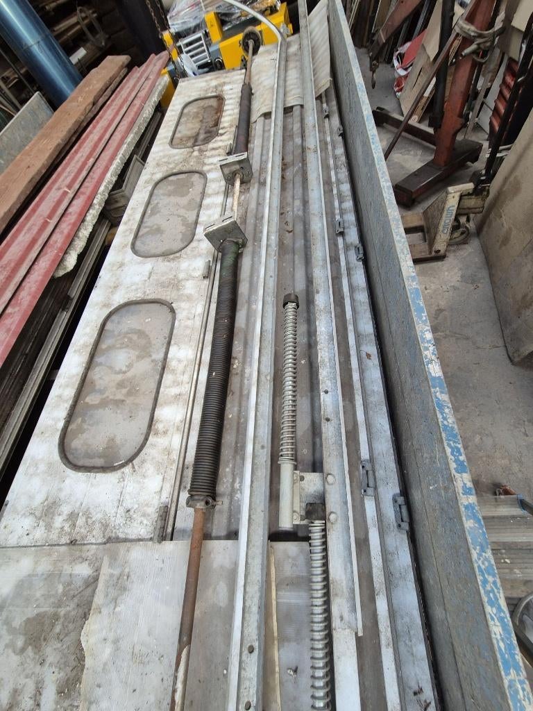 Porte sectionnelle, Bricolage & Construction, Châssis & Portes coulissantes, Enlèvement, Utilisé, 225 cm ou plus, Vitre comprise