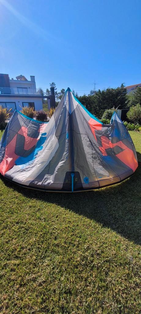 Duotone Neo Dlab 12m model 2024, nieuwe prijs, Sports nautiques & Bateaux, Kitesurf, Kite, Pas de planche, Enlèvement