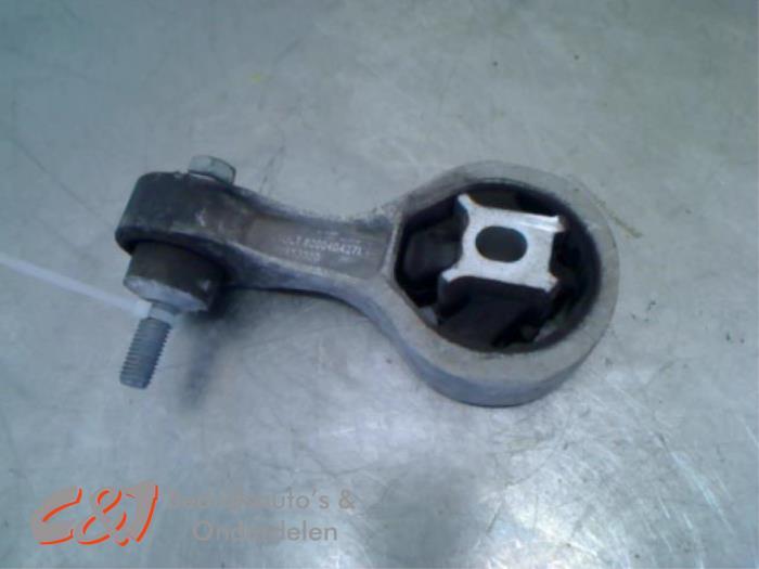 Motorsteun van een Nissan NV300, Gebruikt, -, -, Ophalen of Verzenden