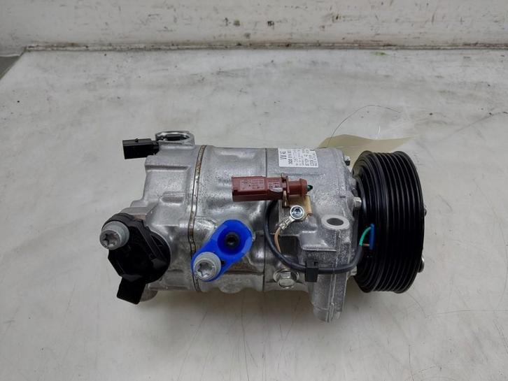 AIRCO POMP Volkswagen Golf VIII (CD1) (01-2019/-), Auto-onderdelen, Airco en Verwarming, Volkswagen, Gebruikt