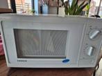 Magnetron, Elektronische apparatuur, Microgolfovens, Ophalen, Microgolfoven, Zo goed als nieuw, Draaiplateau
