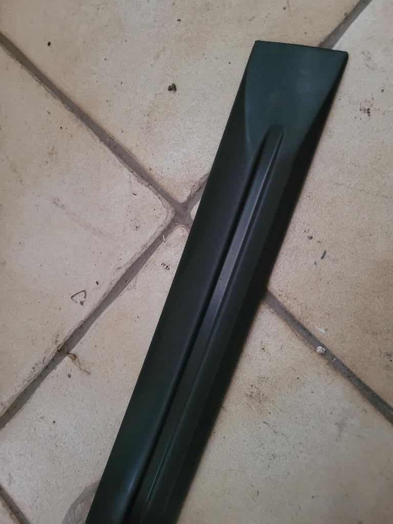 Baguette porte avant d'origine Skoda Felicia - NEUF (OEM), Neuf, Enlèvement, Skoda, Porte