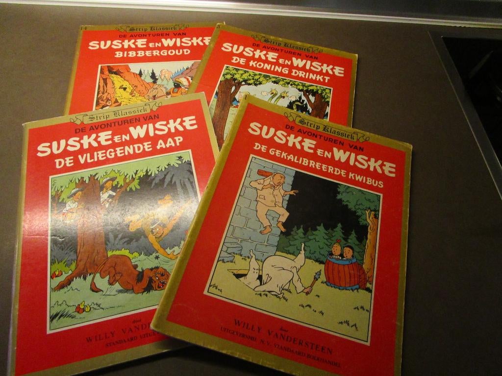 Sus en Wis - 4 keer strip klassiek, Boeken, Stripverhalen, Gelezen, Meerdere stripboeken, Ophalen of Verzenden