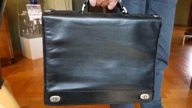 Luxe boekentas aktentas LE TANNEUR, Handtassen en Accessoires, Tassen | Schooltassen, Zo goed als nieuw, Aktetas of Boekentas