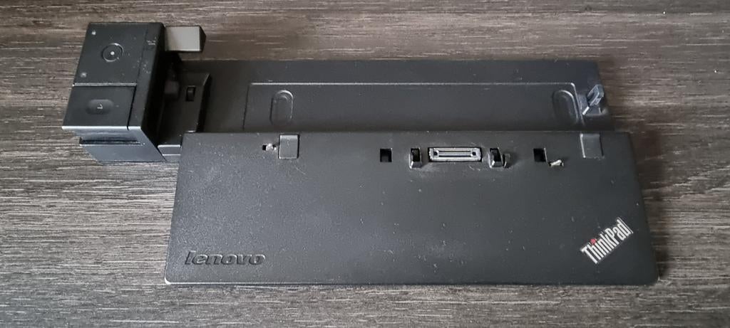 Lenovo ThinkPad Pro Docking Station model 40A1, Computers en Software, Ophalen of Verzenden, Zo goed als nieuw, Lenovo, Docking station