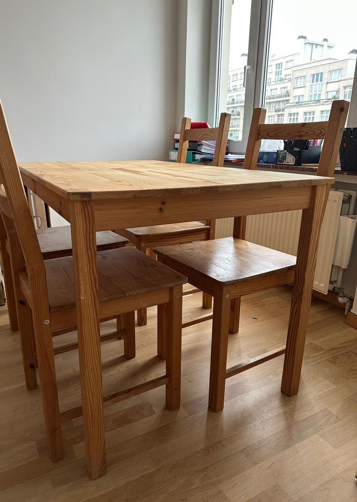 (table-Matelas/gratuit)- transport a votre charge, Ophalen of Verzenden, Gebruikt