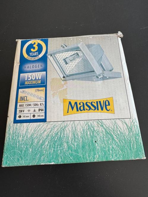 Massive Halogeenspot 150W, Huis en Inrichting, Lampen | Wandlampen, Nieuw, Overige materialen, Ophalen