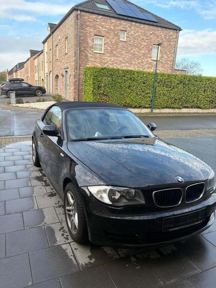 Bmw 118 cabrio 2010 132000km onderhoude book, Auto's, BMW, Particulier, 1 Reeks, ABS, Benzine, Euro 5, Cabriolet, Automaat, Ophalen