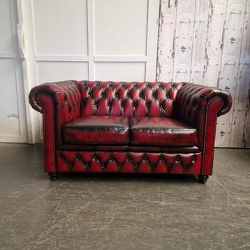 Brighton Chesterfield 2-zits bank – Antiek Rood beschikbaar voor biedingen