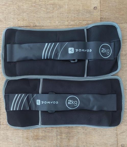 DOMYOS ankle and wrist weight 2 kg grey (2x), Sport en Fitness, Fitnessmaterialen, Nieuw, Overige typen, Armen, Benen, Ophalen of Verzenden