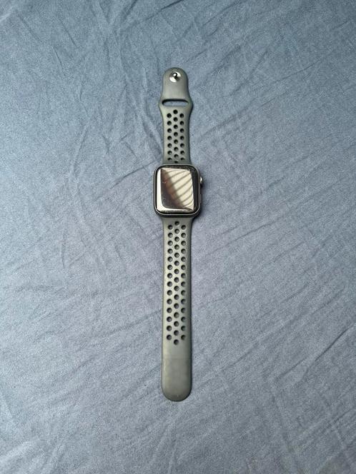 Apple Watch SE 44mm, Handtassen en Accessoires, Smartwatches, Gebruikt, iOS, Zwart, Afstand, Calorieverbanding, Conditie, GPS
