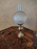 Metalen lamp met kap van messing en glas, Ophalen