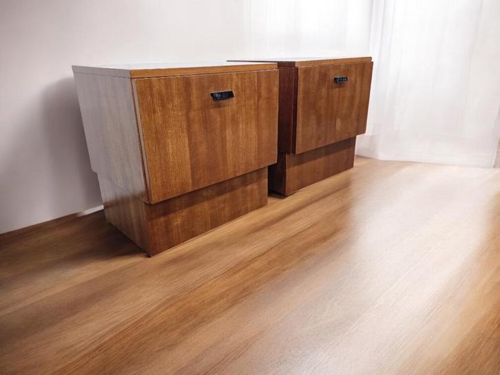 set van 2 vintage nachtkastjes / mini kastjes / bijzetkastje, Antiek en Kunst, Curiosa en Brocante, Ophalen of Verzenden