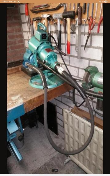 Arbre flexible Suhner Rotofera et polisseuse/rectifieuse, Enlèvement, Comme neuf, 1000 watts ou plus, Banc de travail