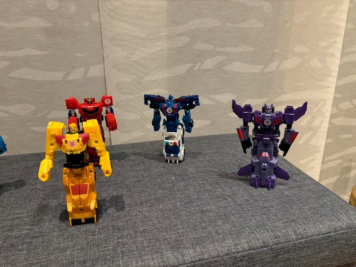 Transformer figuurtjes, auto’s, vliegtuigen enz, Verzamelen, Transformers, Gebruikt, Overige rassen, Ophalen of Verzenden