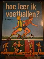 Boek 'hoe leer ik voetballen' - 1983, Ophalen of Verzenden, Nieuw, Boek of Tijdschrift