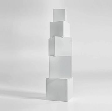 Cubos Vloerlamp / Buitenlamp van Diabla beschikbaar voor biedingen