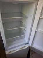 Koelkast en vriezer, Elektronische apparatuur, Koelkasten en IJskasten, Ophalen, Gebruikt, Met aparte vriezer, 140 tot 160 cm