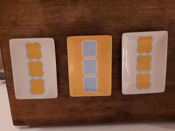 3 sushi bordjes, Huis en Inrichting, Keuken | Servies, Ophalen of Verzenden, Zo goed als nieuw, Bord(en)